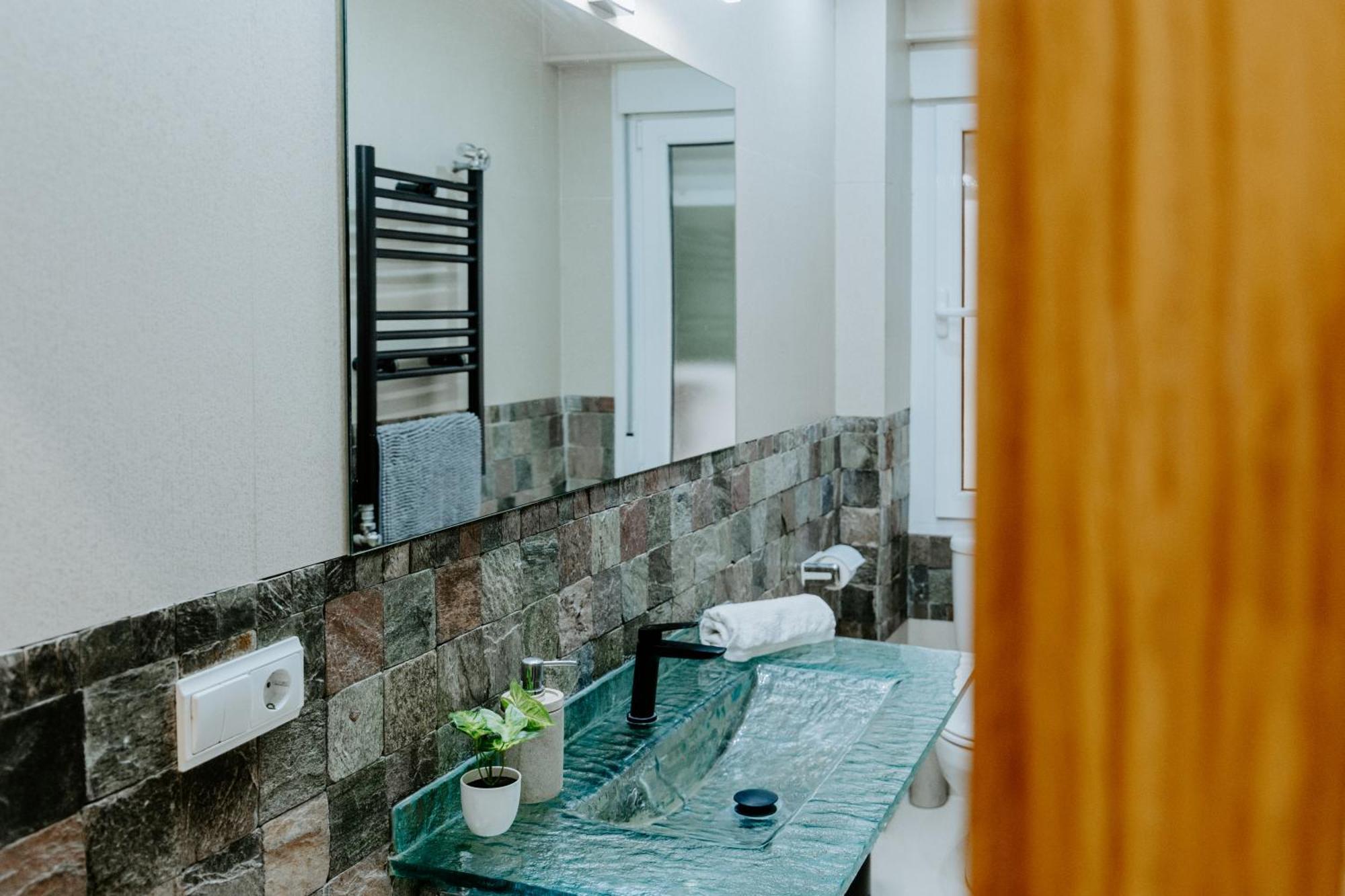 Apartmán Colon 28 Logroño Exteriér fotografie